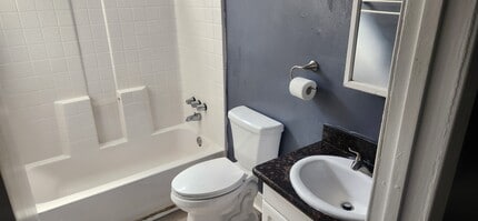 3436 Gates Way in Sacramento, CA - Building Photo - Building Photo