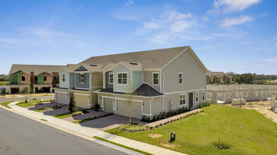 Sutton Fields in St. Cloud, FL - Foto de edificio - Building Photo