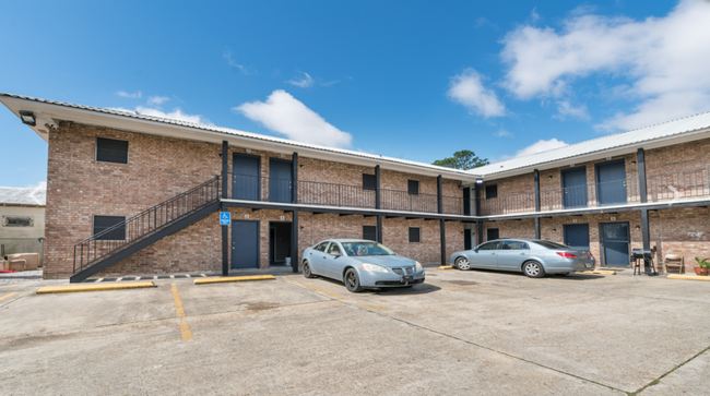 1025 9th St in Lafayette, LA - Building Photo - Building Photo