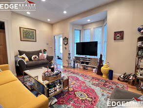 48 Carleton St, Unit 1 in Newton, MA - Building Photo - Building Photo