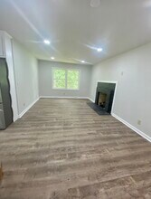 609 Sunset Ave in Apex, NC - Building Photo - Building Photo