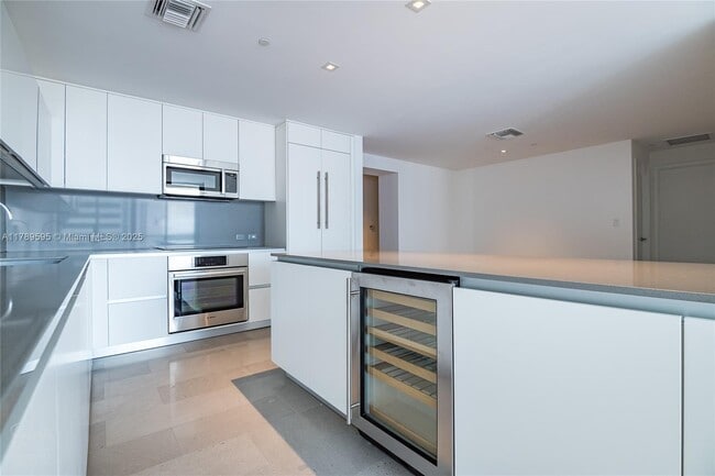 property at 88 SW 7th St
