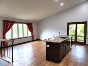 17581 Windsor Pky in Tinley Park, IL - Building Photo - Building Photo