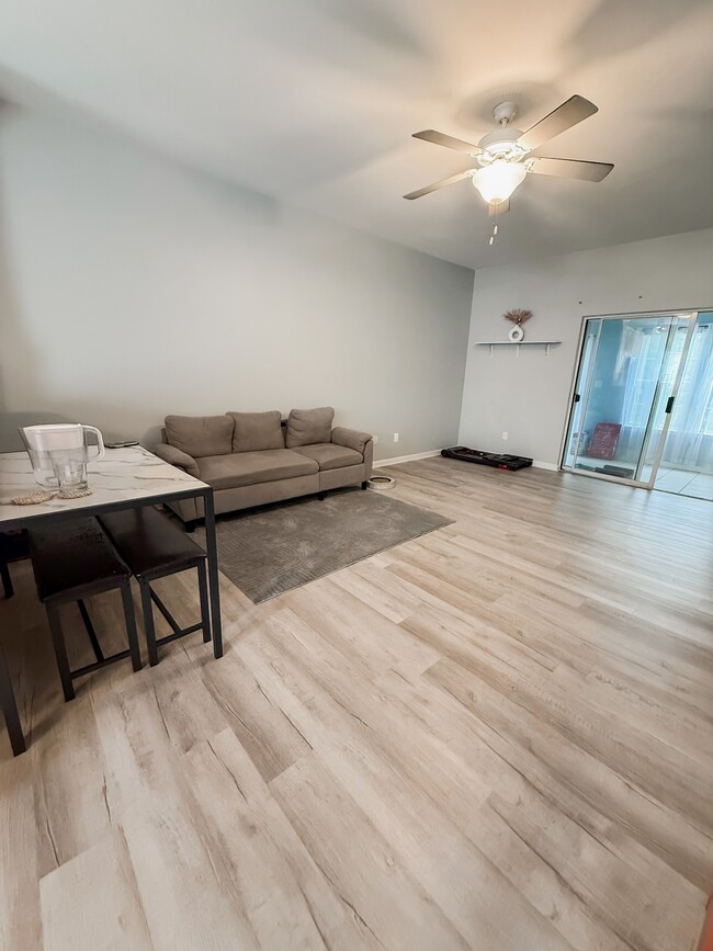 23 Old Courthouse Way in Crawfordville, FL - Building Photo - Building Photo