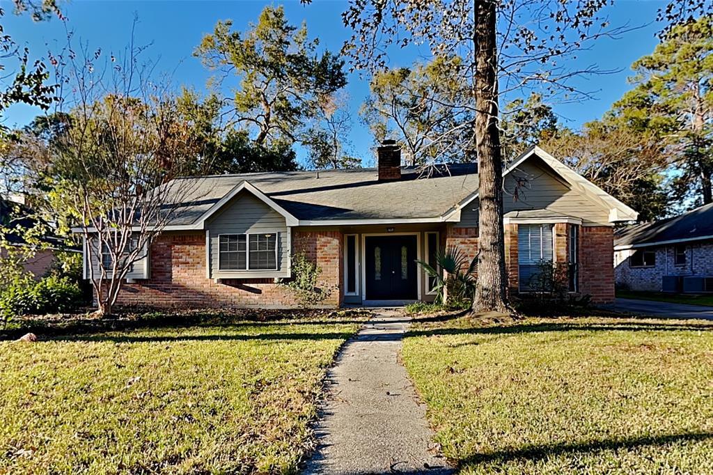 1954 Round Spring Dr in Humble, TX - Building Photo