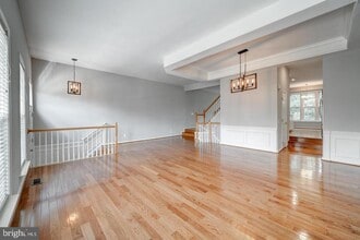 6138 Manchester Park Cir in Alexandria, VA - Building Photo - Building Photo