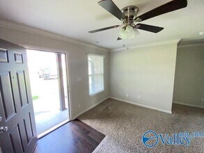 865 Ryland Pike in Huntsville, AL - Building Photo - Building Photo