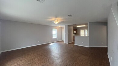 2110 Juniper Dale Dr in Rosenberg, TX - Building Photo - Building Photo