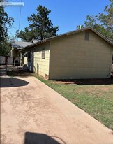 2101 Brunson Ave in Midland, TX - Building Photo