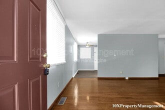 2459 Hiawatha St in Columbus, OH - Building Photo - Building Photo