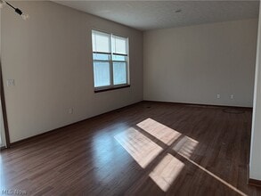 4183 Westbrook Dr in Brooklyn, OH - Building Photo - Building Photo