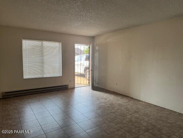 2890 N Superstition Ln in Prescott Valley, AZ - Building Photo - Building Photo