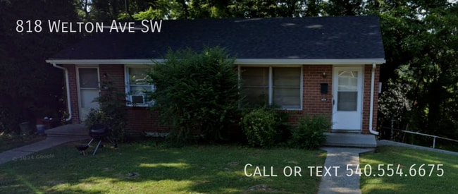 property at 818 Welton Ave SW