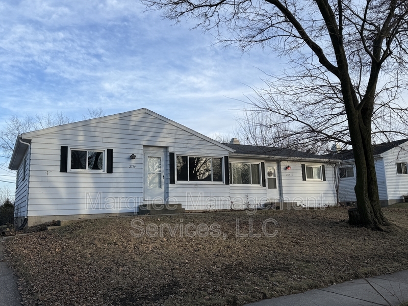 2719 Victoria Ln in Madison, WI - Building Photo