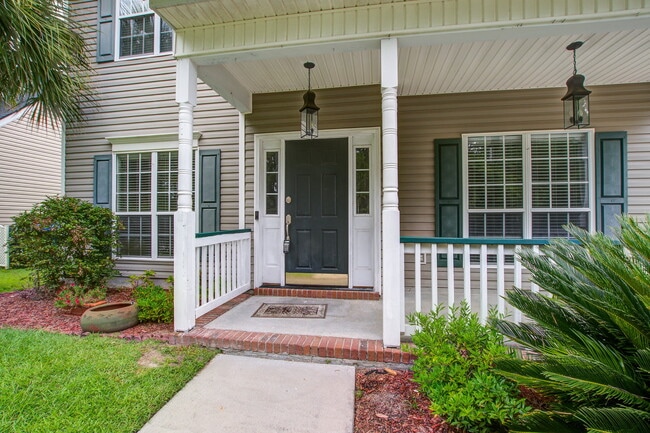 5421 Red Tip Ln in North Charleston, SC - Building Photo - Building Photo