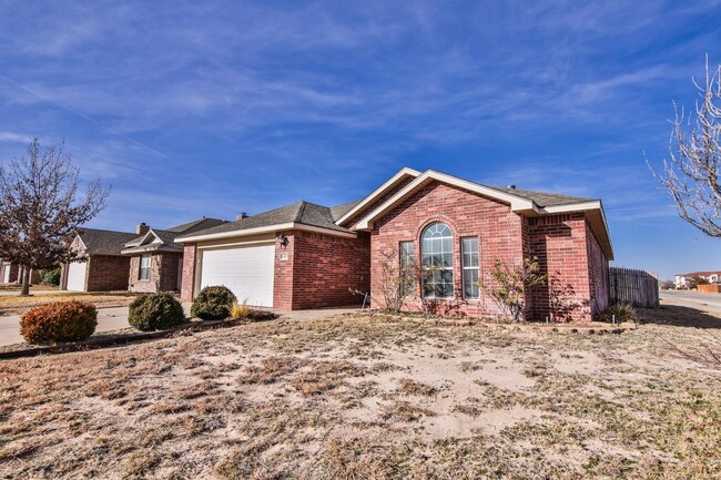 6902 37th St in Lubbock, TX - Building Photo - Building Photo