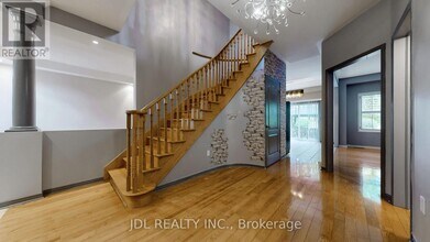 62 Kaitlin Dr in Richmond Hill, ON - Building Photo - Building Photo