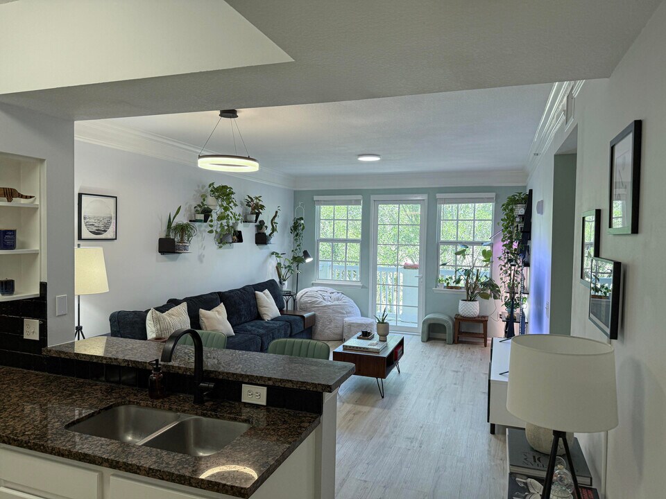275 Murcia Dr in Jupiter, FL - Building Photo