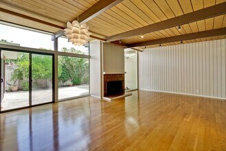 252 Creekside Dr in Palo Alto, CA - Building Photo - Building Photo