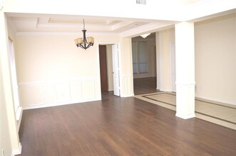 806 McKenzie Pl in Arlington, TX - Foto de edificio - Building Photo