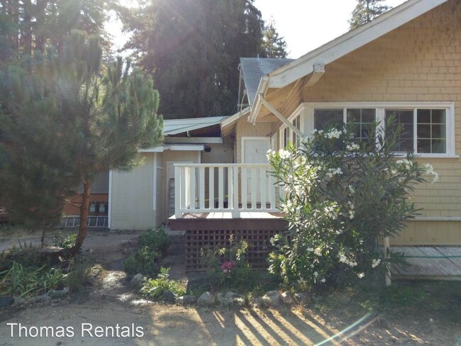 9280 Hwy 9 in Ben Lomond, CA - Foto de edificio - Building Photo