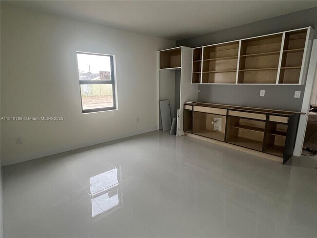 11510 SW 141st St in Miami, FL - Building Photo - Building Photo