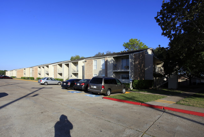 Ashton Oaks of Rosenberg in Rosenberg, TX - Foto de edificio - Building Photo