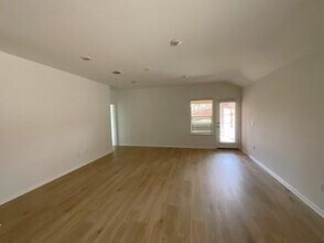 2917 Bandolier Pass in Leander, TX - Building Photo - Building Photo