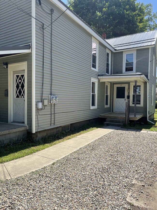 9 Linwood St Rentals in Warren, PA