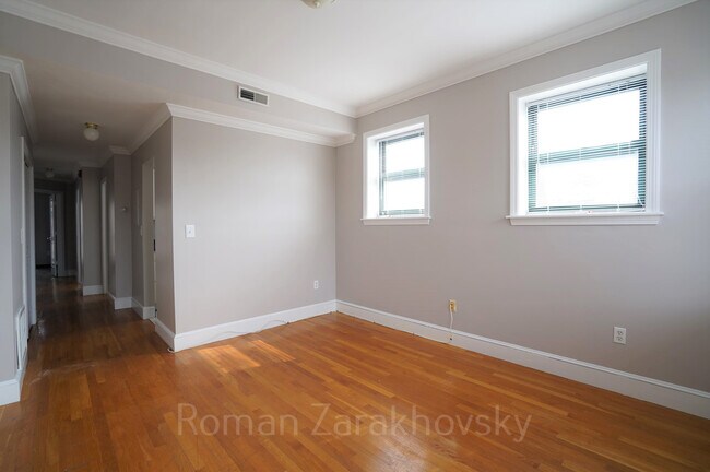 365 Washington St, Unit 304 photo'