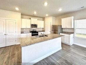 3251 Quintana Dr in Murfreesboro, TN - Foto de edificio - Building Photo