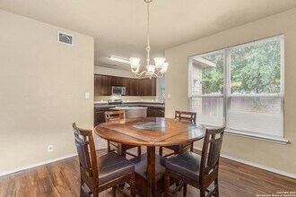 7118 Sunny Day in San Antonio, TX - Building Photo - Building Photo