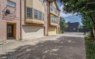 1331 McIlhenny St in Houston, TX - Building Photo
