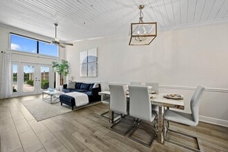 12538 Westhampton Cir in Wellington, FL - Building Photo - Building Photo