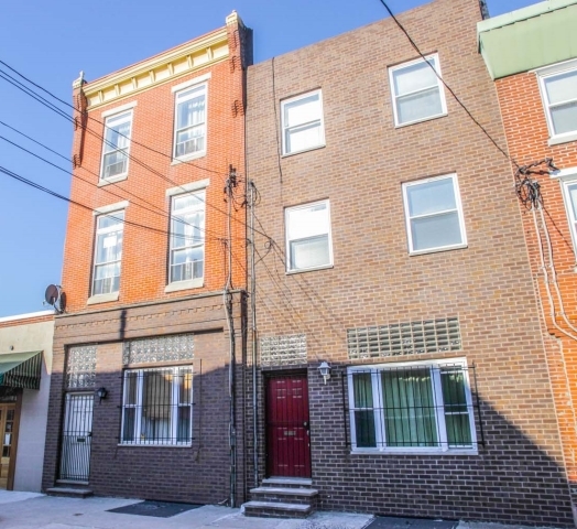 914 E Passyunk Ave in Philadelphia, PA - Building Photo