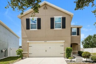 10430 Whispering Hammock Dr in Riverview, FL - Building Photo