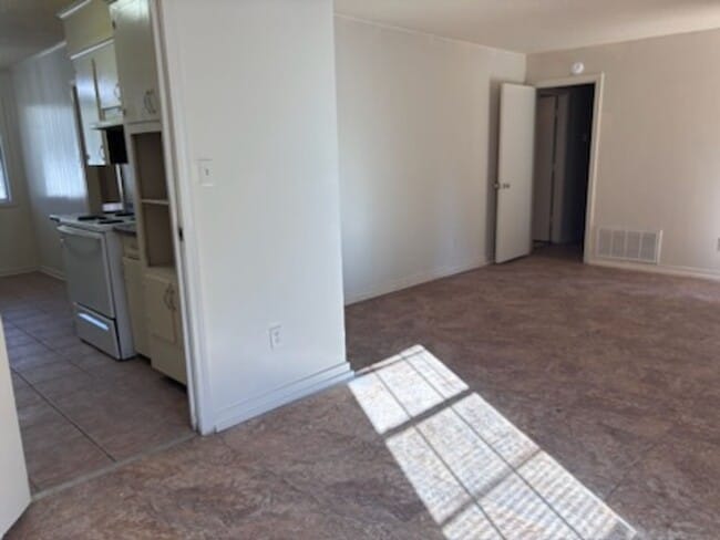 1456 Glouchester Dr in Jackson, MS - Building Photo - Building Photo