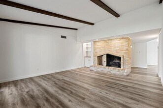 12611 High Meadow Dr in Dallas, TX - Building Photo - Building Photo