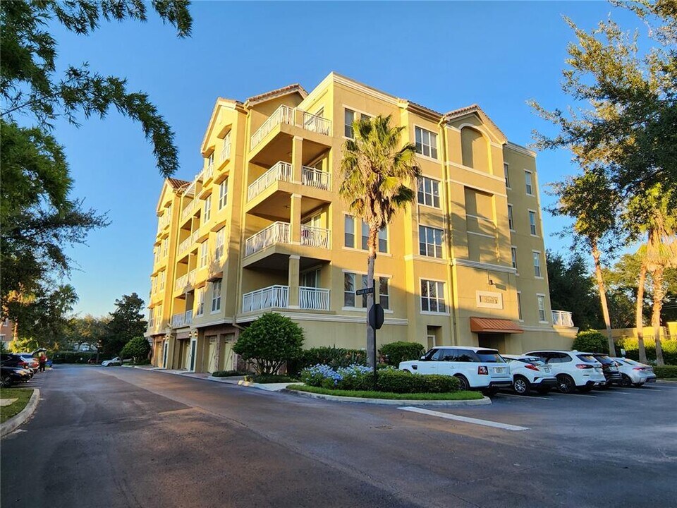 7588 Toscana Blvd in Orlando, FL - Building Photo