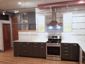 1164 S Darien St, Unit 2nd Flr. in Philadelphia, PA - Building Photo - Building Photo