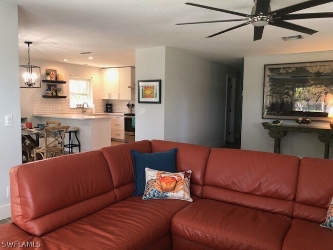 235 Lanchester Ct in Naples, FL - Building Photo - Building Photo