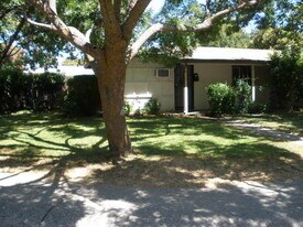 185 Kendal St in Vacaville, CA - Building Photo