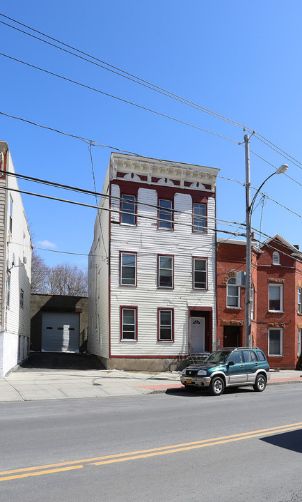 58 Delaware Ave in Albany, NY - Building Photo