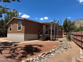 100 Aria St in Sedona, AZ - Building Photo