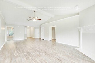 8250 Rocky Creek Dr in Jacksonville, FL - Foto de edificio - Building Photo