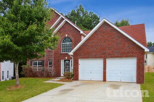 1420 Spring Hill Run in Lithonia, GA - Building Photo