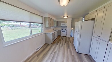 4670 Holland St in Wheat Ridge, CO - Building Photo - Building Photo