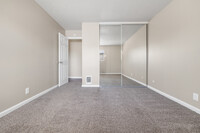 Stardust Villa Apartments in Modesto, CA - Building Photo - Interior Photo