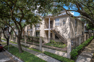 Oak Lane Condominiums in Houston, TX - Building Photo - Primary Photo