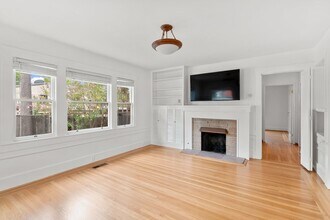 2725 Carmel St in Oakland, CA - Building Photo - Building Photo